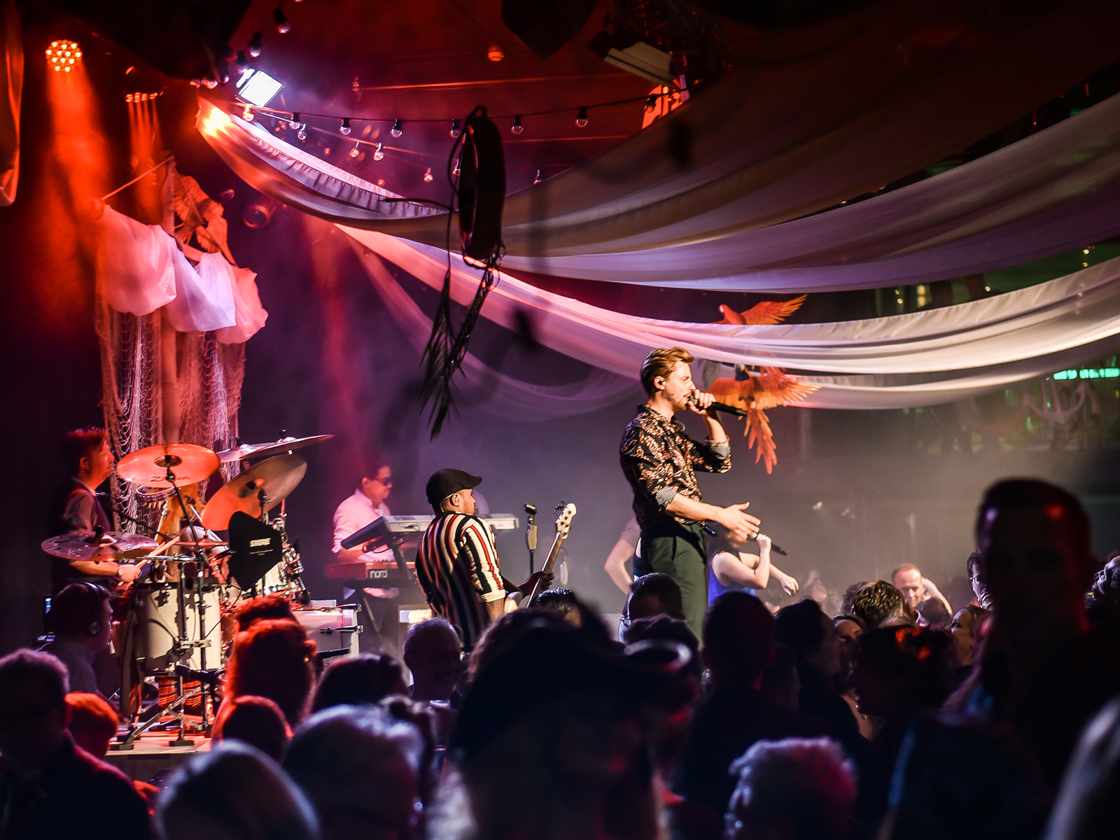 Organise a company party at Oceandiva