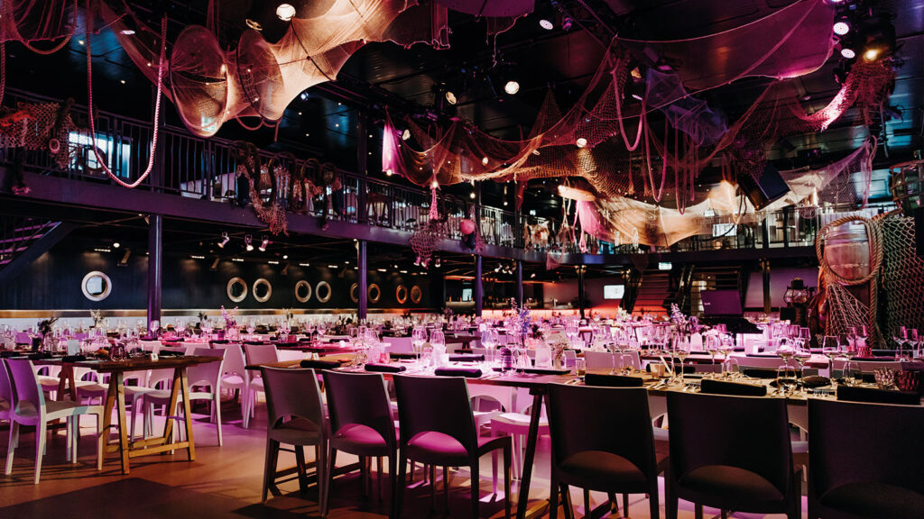 Company dinner central area Oceandiva Original